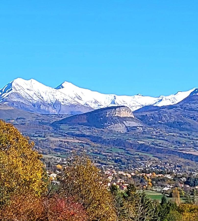 Le Camelia Appartement Tallard Buitenkant foto